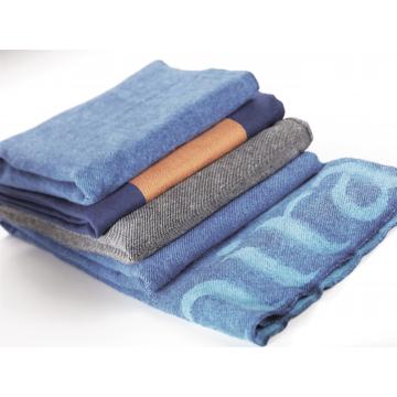 Patura unica folosinta (Disposable blanket) - Pret | Preturi Patura unica folosinta (Disposable blanket)