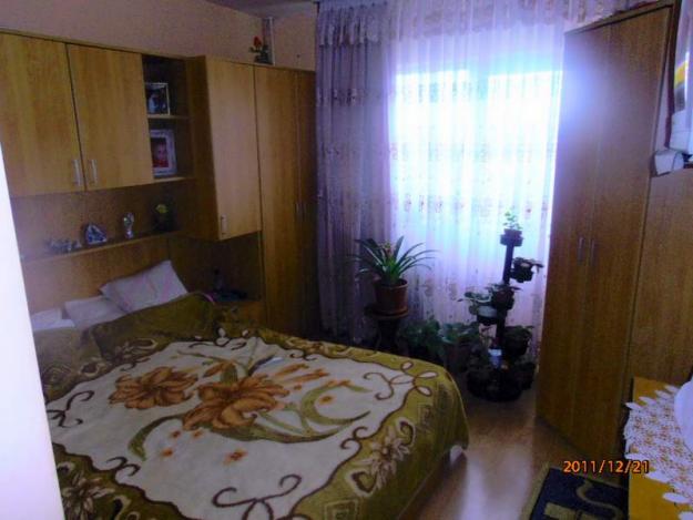 BACAU, VAND APARTAMENT CU 2 CAMERE DECOMANDAT, LA ETAJUL 3 - Pret | Preturi BACAU, VAND APARTAMENT CU 2 CAMERE DECOMANDAT, LA ETAJUL 3