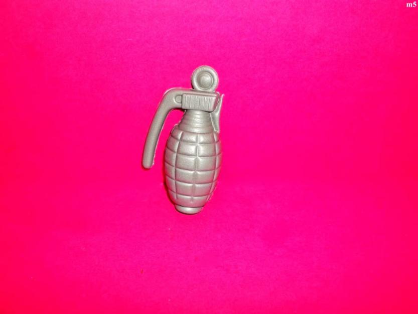 jucarii figurina grenada de jucarie din plastic - Pret | Preturi jucarii figurina grenada de jucarie din plastic