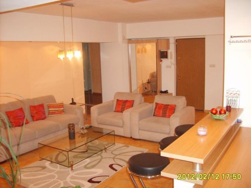 Inchiriez apartament 3 camere in zona Piata Victoriei - Pret | Preturi Inchiriez apartament 3 camere in zona Piata Victoriei