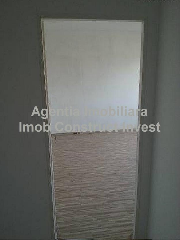 Apartament 2 camere la mansarda Zona Inel 2 Constanta - Pret | Preturi Apartament 2 camere la mansarda Zona Inel 2 Constanta