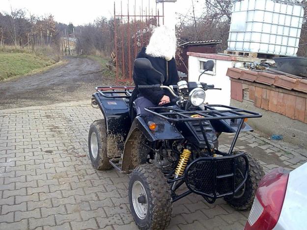 VAND ATV 250C.C. AN 2005 - Pret | Preturi VAND ATV 250C.C. AN 2005