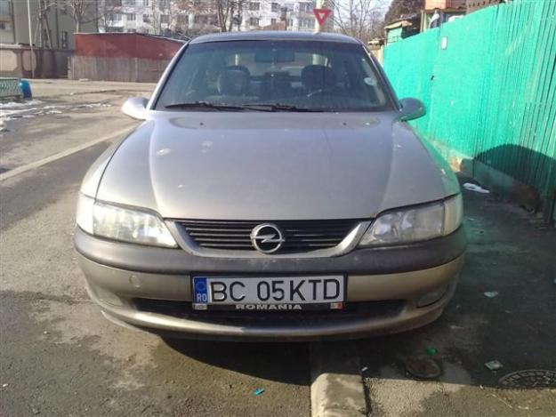 Opel Vectra 1.8i 16v benzina 1997 2500 euro FIX - Pret | Preturi Opel Vectra 1.8i 16v benzina 1997 2500 euro FIX