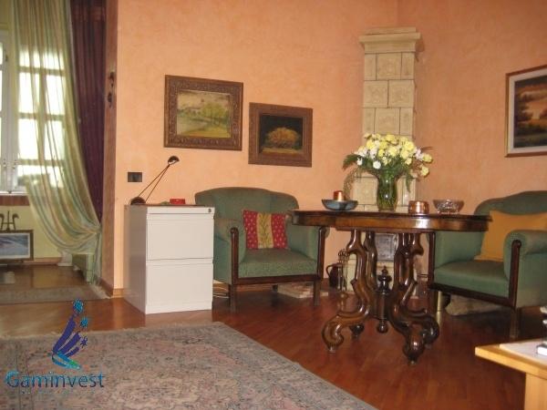 De vanzare apartament la casa in Oradea, in zona Armatei Romane - Pret | Preturi De vanzare apartament la casa in Oradea, in zona Armatei Romane