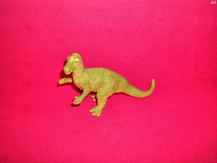jucarii figurina dinozaur iguanodon din cauciuc tare - Pret | Preturi jucarii figurina dinozaur iguanodon din cauciuc tare