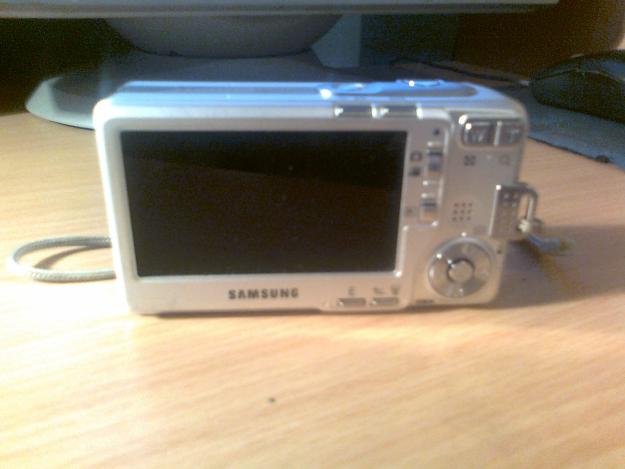 Aparat foto compact Samsung DIGIMAX L55W - Pret | Preturi Aparat foto compact Samsung DIGIMAX L55W