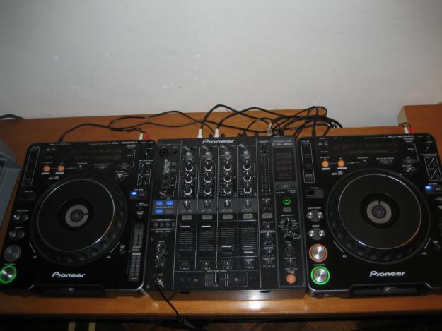 Vand Pioneer CDJ 1000 MK3 & Pioneer DJM 800 - Pret | Preturi Vand Pioneer CDJ 1000 MK3 & Pioneer DJM 800