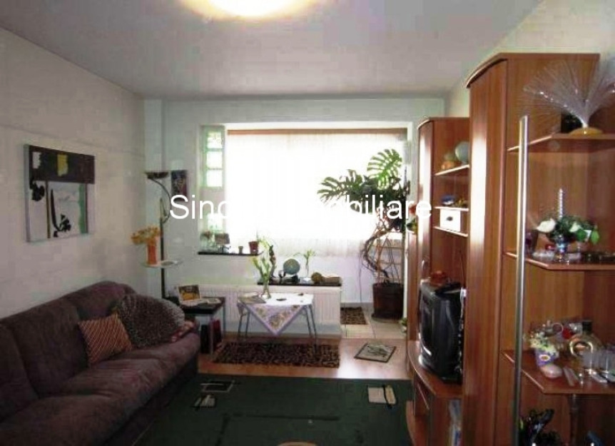Vanzare apartament 2 camere Dristor - Piata Matei Ambrozie - Pret | Preturi Vanzare apartament 2 camere Dristor - Piata Matei Ambrozie