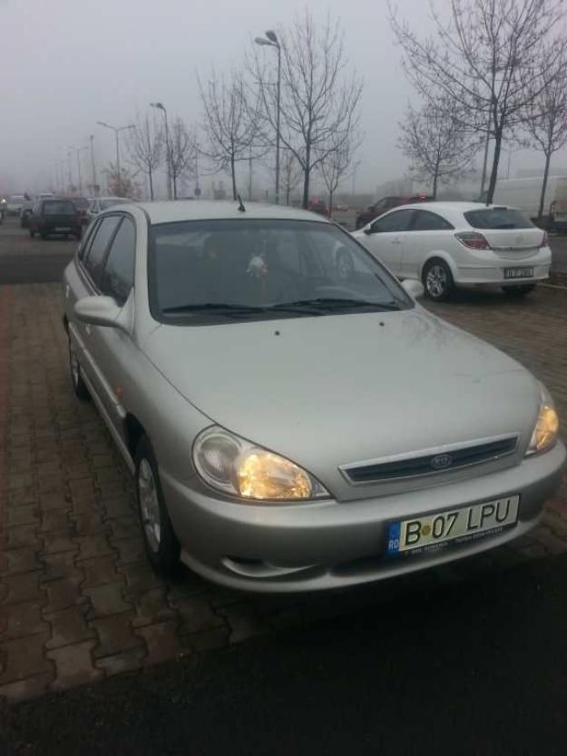 Vand KIA Rio 2001 - Pret | Preturi Vand KIA Rio 2001