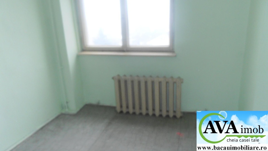 Vand la pret de criza apartament cu 3 camere decomandate, in zona Garii - Pret | Preturi Vand la pret de criza apartament cu 3 camere decomandate, in zona Garii