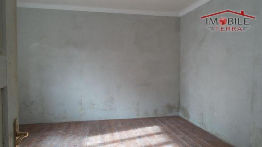 Apartament la casa in zona Lupeni Sibiu - Pret | Preturi Apartament la casa in zona Lupeni Sibiu