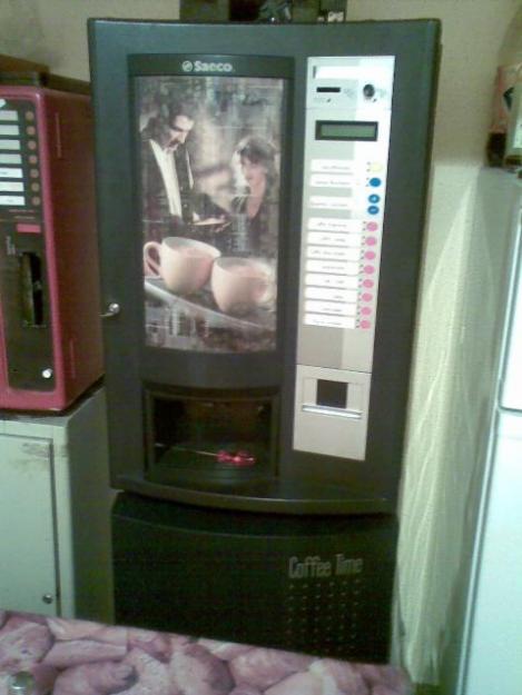 Vand automat cafea Saeco 8p - Pret | Preturi Vand automat cafea Saeco 8p