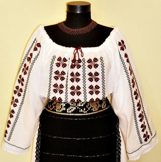 Ie traditionala romaneasca -BIANCA - Pret | Preturi Ie traditionala romaneasca -BIANCA