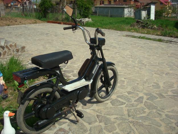 Vand scter Piaggio Bravo foarte ieftin si bun. - Pret | Preturi Vand scter Piaggio Bravo foarte ieftin si bun.