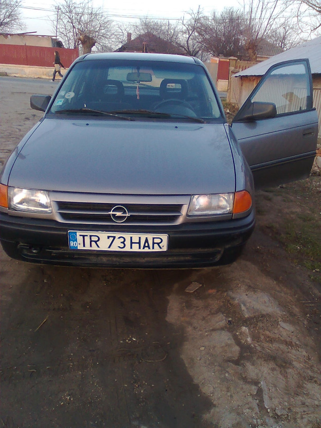 Opel astra f 1400i - Pret | Preturi Opel astra f 1400i