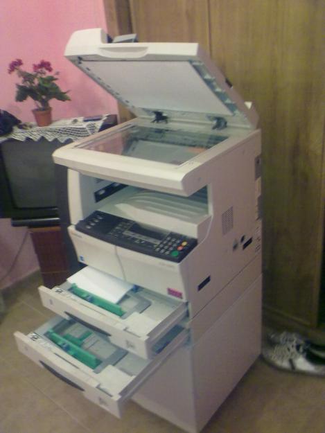 Vand copiator KYOCERA KM 2550 nou la pret de second hand - Pret | Preturi Vand copiator KYOCERA KM 2550 nou la pret de second hand
