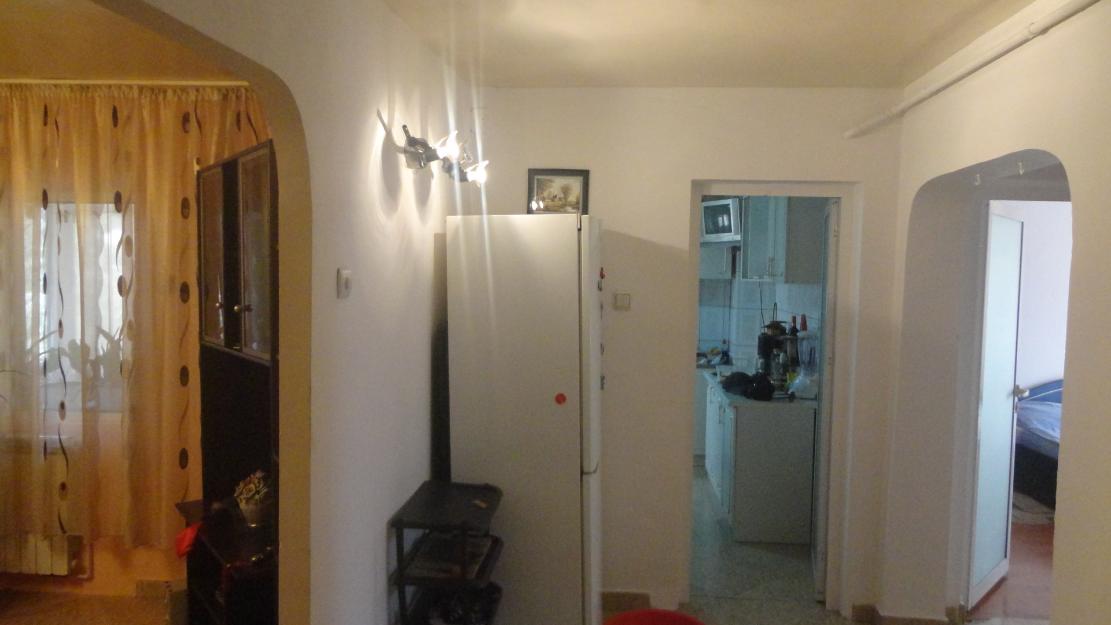 Apartament 3 camere inbunatatit - Pret | Preturi Apartament 3 camere inbunatatit
