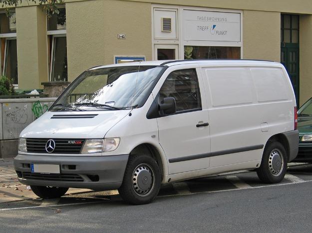 Dezmembrez Mercedes Vito 1996-2004 2.2TD / 2.3 TD / 2.2 CDI / 2.3CDI - Pret | Preturi Dezmembrez Mercedes Vito 1996-2004 2.2TD / 2.3 TD / 2.2 CDI / 2.3CDI