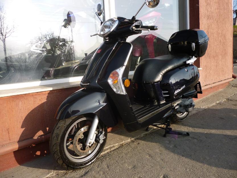 Ser Moto vinde Kymco Like ~ 2009 ~ 8700 km - Pret | Preturi Ser Moto vinde Kymco Like ~ 2009 ~ 8700 km