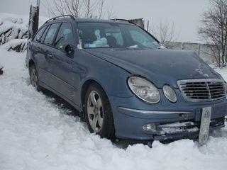 Vand Mercedes E270 CDI 2004 Avariata Stanga Fata - Pret | Preturi Vand Mercedes E270 CDI 2004 Avariata Stanga Fata