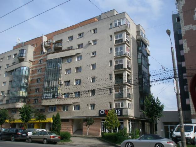 Apartament 3 camere de inchiriat persona fizica - Pret | Preturi Apartament 3 camere de inchiriat persona fizica