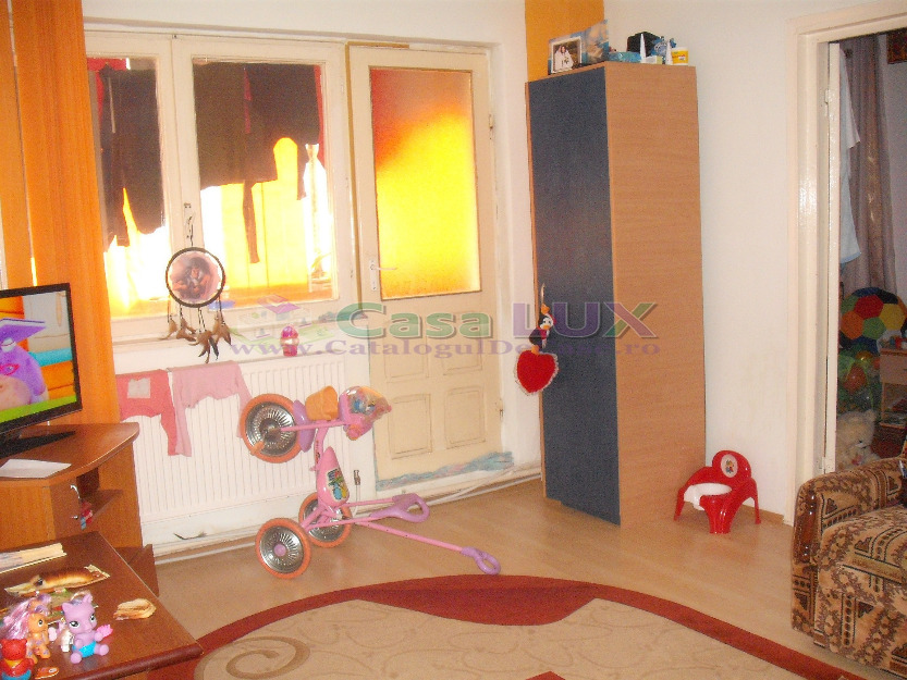 Casa Lux, vinde apartament 2 camere, Alexandru - Pret | Preturi Casa Lux, vinde apartament 2 camere, Alexandru