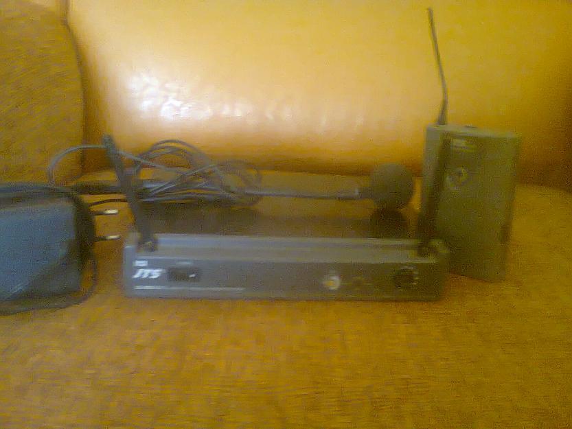 vind microfon wireless de acordeon jts cx516,,jts us-8001,,jts pt850b - Pret | Preturi vind microfon wireless de acordeon jts cx516,,jts us-8001,,jts pt850b