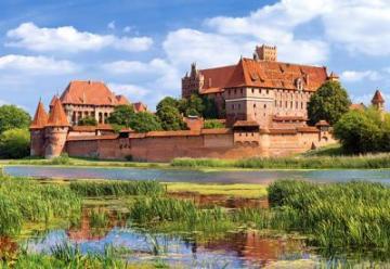 Puzzle Castorland 3000 Malbork Castle, Poland - Pret | Preturi Puzzle Castorland 3000 Malbork Castle, Poland
