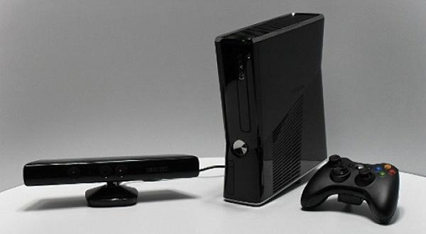 Pachet Xbox 360 Slim 4GB modat LT+3 cu senzor Kinect - Pret | Preturi Pachet Xbox 360 Slim 4GB modat LT+3 cu senzor Kinect