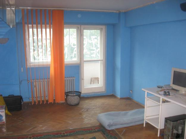 VAND APARTAMENT 3 - Pret | Preturi VAND APARTAMENT 3