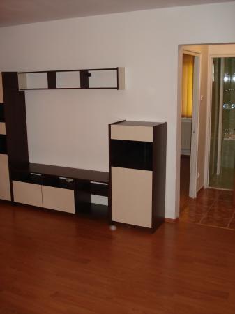 Inchiriez apartament 2 camere Delfinariu - Pret | Preturi Inchiriez apartament 2 camere Delfinariu