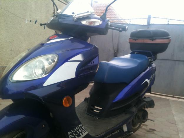 VAND SCUTER RICH SPORTS 80CC - Pret | Preturi VAND SCUTER RICH SPORTS 80CC