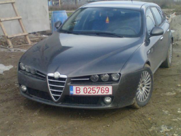 Vand Alfa Romeo - Pret | Preturi Vand Alfa Romeo