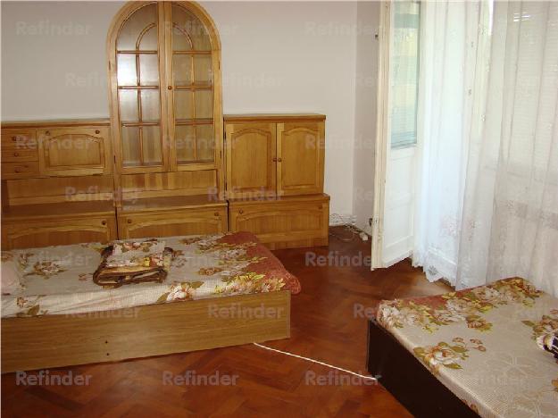 Inchiriere apartament 4 camere, Nord, Ploiesti - Pret | Preturi Inchiriere apartament 4 camere, Nord, Ploiesti