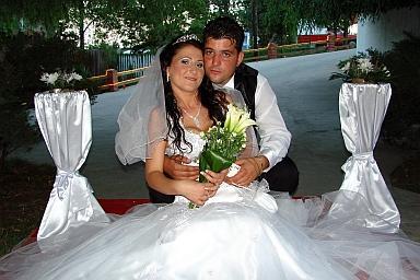 fotograf nunti, filmari nunti / botez Arges, Bucuresti - Pret | Preturi fotograf nunti, filmari nunti / botez Arges, Bucuresti