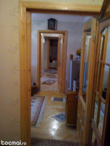 Vand apartament 4 camere, Tatarasi-Dispecer - Pret | Preturi Vand apartament 4 camere, Tatarasi-Dispecer