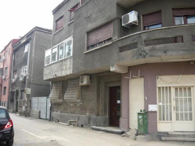 Apartament in vila - 3 camere - Cotroceni - Pret | Preturi Apartament in vila - 3 camere - Cotroceni