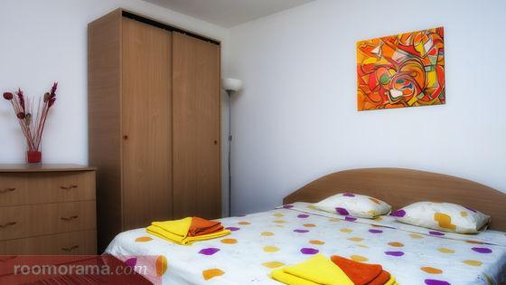 Charming Apartment - Pret | Preturi Charming Apartment