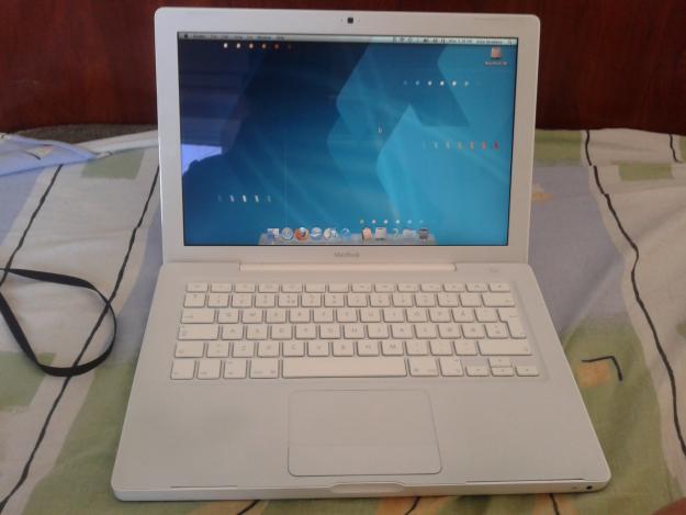 VAND MACBOOK WHITE UNIBODY !!!! - Pret | Preturi VAND MACBOOK WHITE UNIBODY !!!!