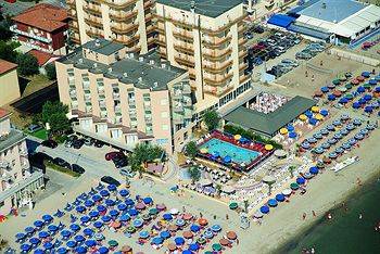 Angajam urgent cameriste - hotel Ravenna - Pret | Preturi Angajam urgent cameriste - hotel Ravenna