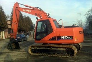 EXCAVATOR PE SENILE S H DAEWOO SOLAR 160LCV excavatoare noi si second hand, excavatoare de vanzare, vanzari excavatoare - Pret | Preturi EXCAVATOR PE SENILE S H DAEWOO SOLAR 160LCV excavatoare noi si second hand, excavatoare de vanzare, vanzari excavatoare