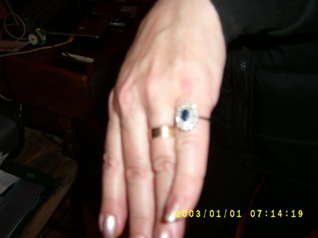 inel aur 18 k,cu diamante si safir special - Pret | Preturi inel aur 18 k,cu diamante si safir special