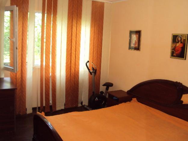 vand apartament cu 3 camere in zona militari - Pret | Preturi vand apartament cu 3 camere in zona militari