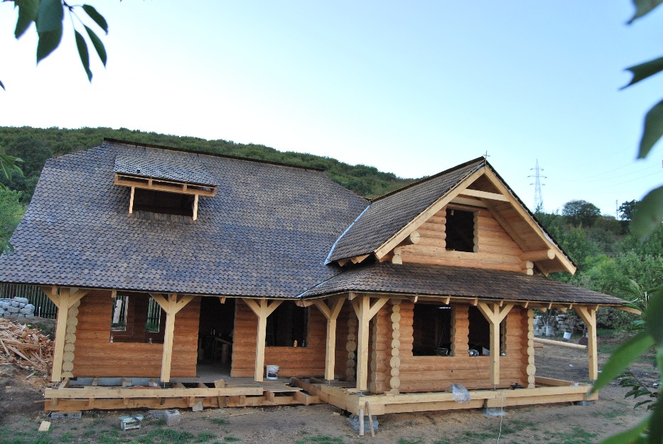 Construiesc case, cabane din lemn rotund - Pret | Preturi Construiesc case, cabane din lemn rotund