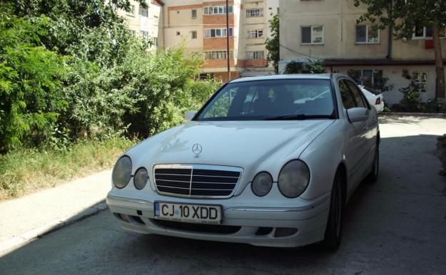 Vand Mercedes Benz E200 cdi - Pret | Preturi Vand Mercedes Benz E200 cdi