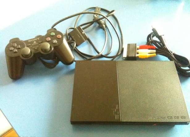 Play Station Slim aproape nou - Pret | Preturi Play Station Slim aproape nou