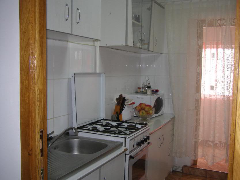 APARTAMENT cu 3 camere cu 2 balcoane -bloc izolat-garaj 35500eur - Pret | Preturi APARTAMENT cu 3 camere cu 2 balcoane -bloc izolat-garaj 35500eur