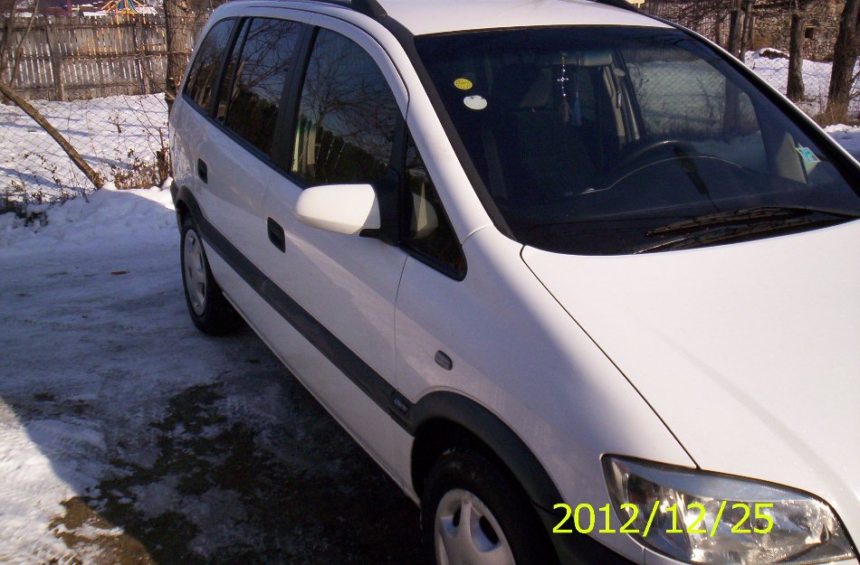 opel zafira 2.0 tdi 2002 sau schinb auto mai noua plus diferente - Pret | Preturi opel zafira 2.0 tdi 2002 sau schinb auto mai noua plus diferente