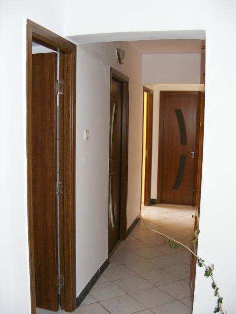Racadau, apartament 3 camere liber la vanzare. - Pret | Preturi Racadau, apartament 3 camere liber la vanzare.