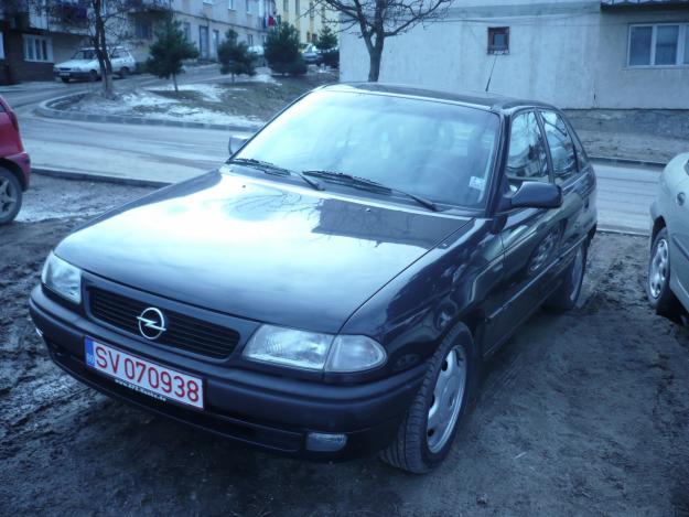 Vand OPEL ASTRA 1.7 Turbo Diesel Pret 1900 Euro Neg. - Pret | Preturi Vand OPEL ASTRA 1.7 Turbo Diesel Pret 1900 Euro Neg.